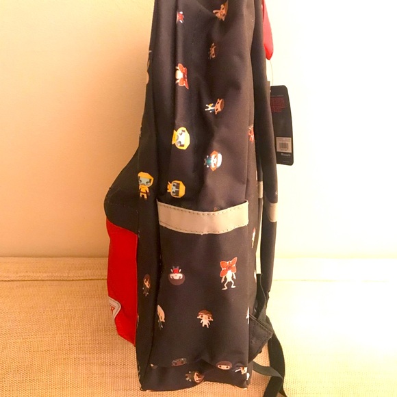 Stranger Things backpack Netflix - Picture 3 of 3